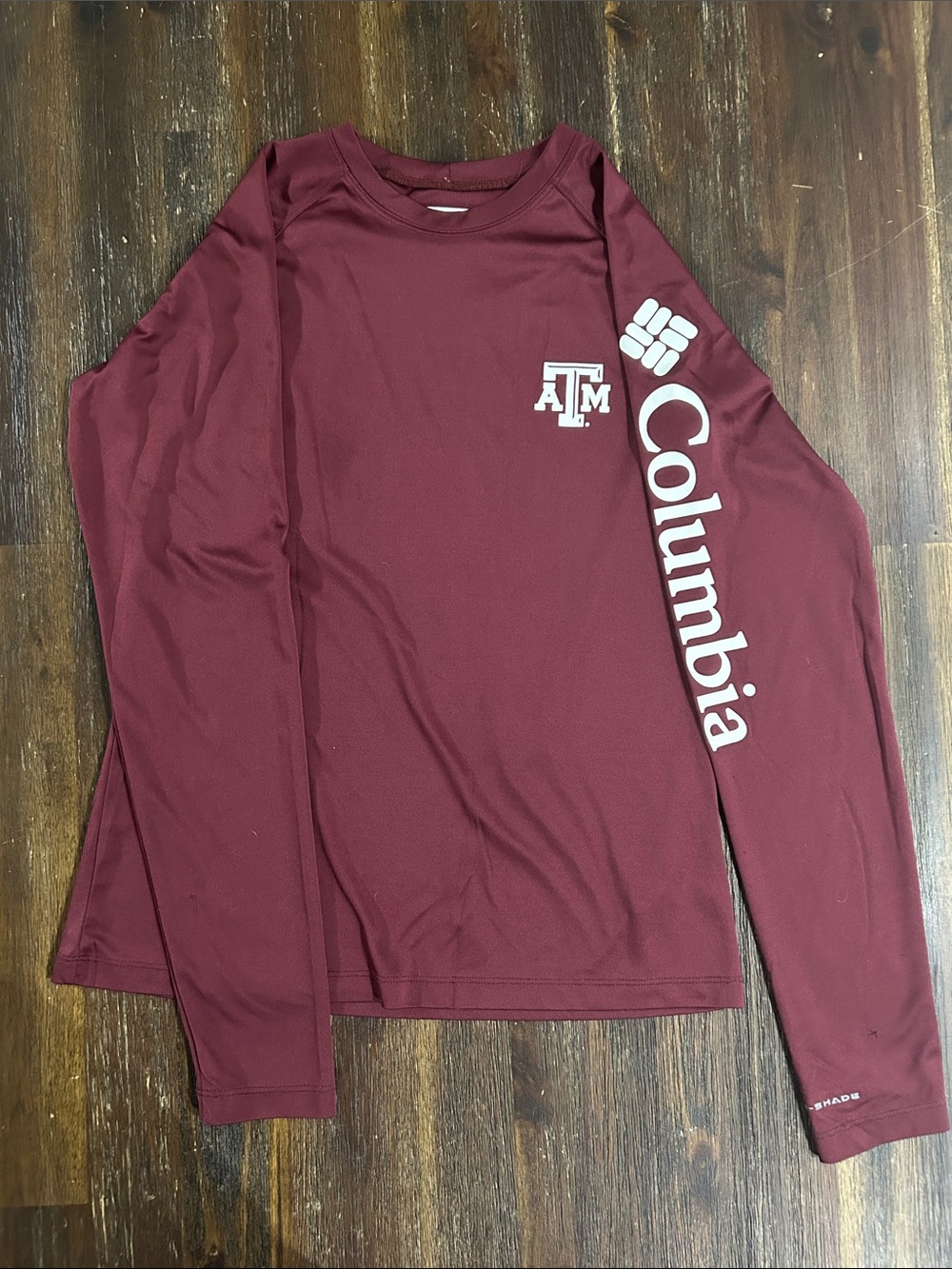 Columbia Men‘s Maroon Long Sleeve Performance Tee with A&M Logo